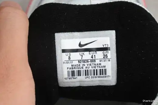 97 UNIVERSITY MAX 921826-009 NIKE RED AIR 0620